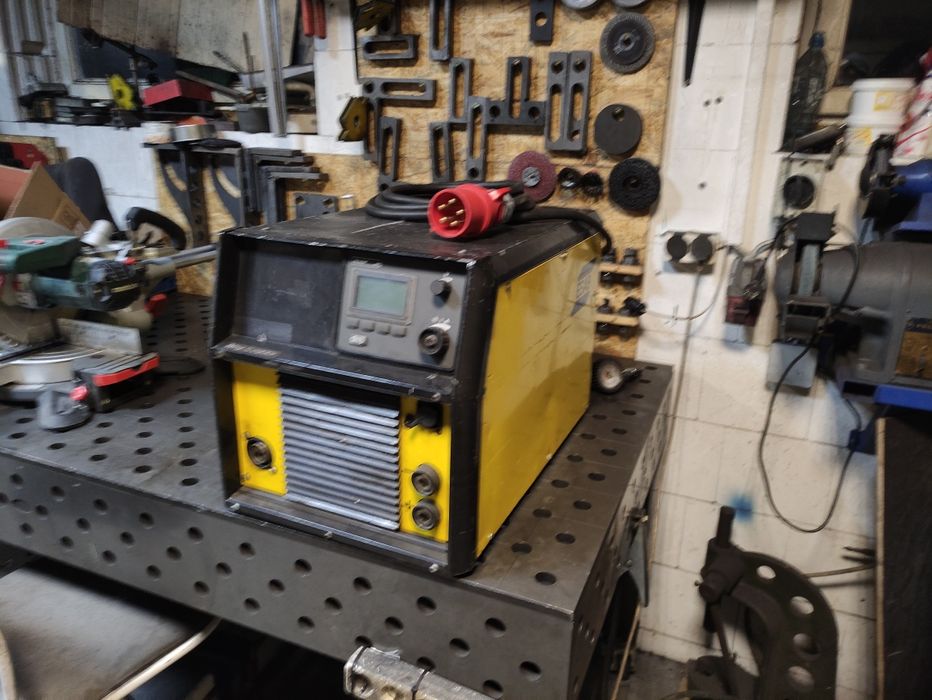 Esab C3000 i migomat Mig/mag z pulsem