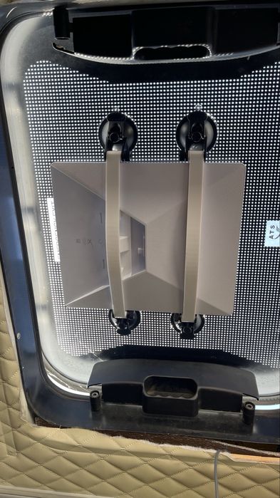 Комплект на авто Starlink Mini. На присосках.
