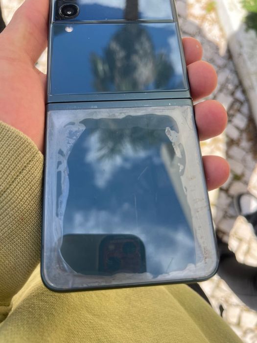 Samsung Z FLIP 3.
