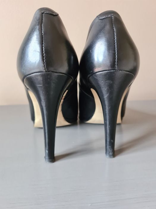 Klasyczne eleganckie czarne szpilki Gino Rossi roz. 36