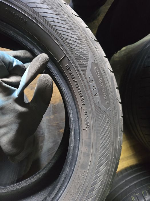 235/60R18 Goodyear Efficientgrip 2 SUV