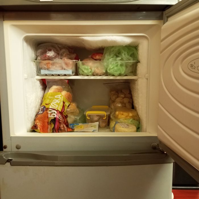 Продам холодильник