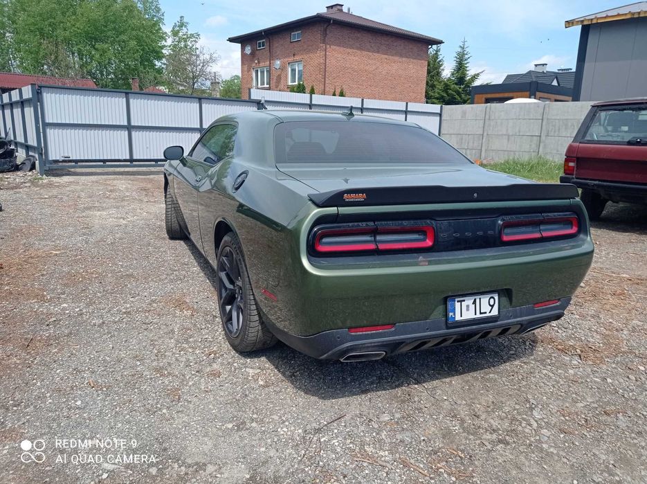 dodge challenger
