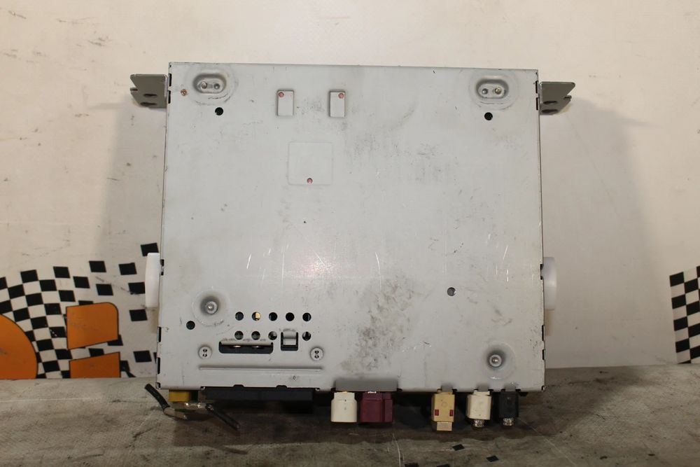 Rádio / auto-rádio BMW 1 (F20)