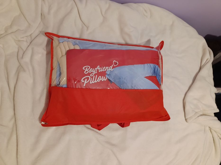 Boyfriend pillow - poduszka singielki, prezent na walentynki