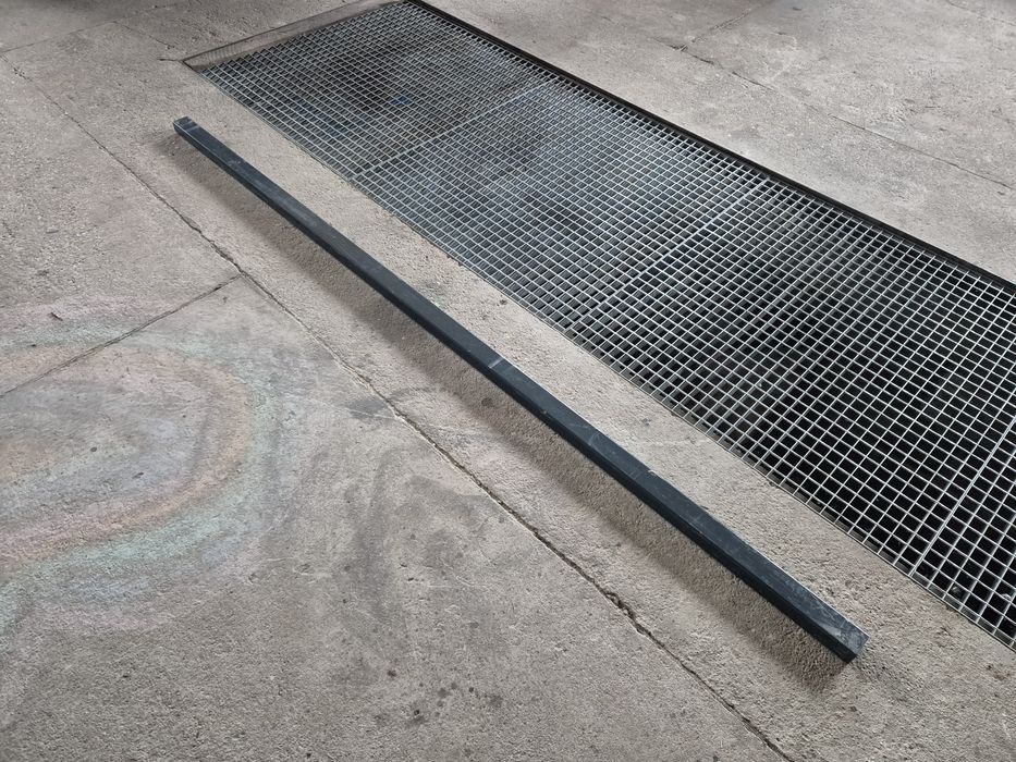 Słupek ogrodzeniowy 260cm, ścianka 2mm