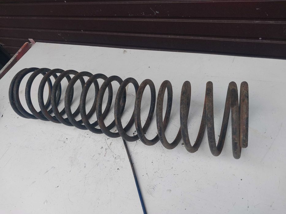 Sprężyna Otwierania Kabiny Multicar 67CM WYSYŁKA
