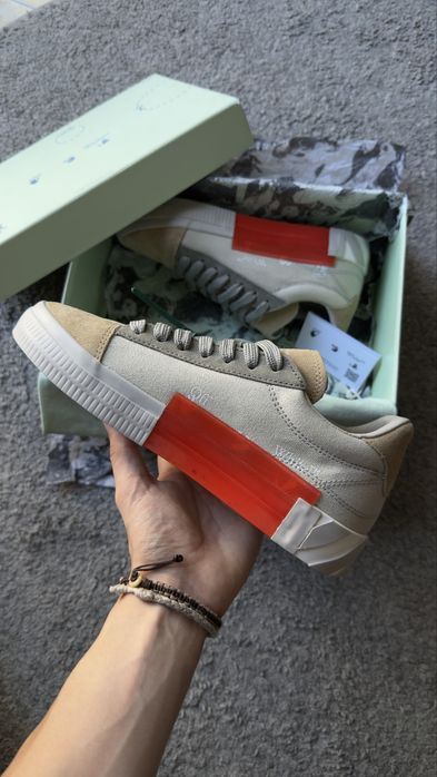 Off-White Low Vulcanized Canvas/Suede Beige Sand  EU39