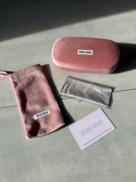 Жіночі сонцезахисні Окуляри MiuMiu нові