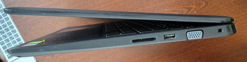 Dell Latitude 3500 15.6" FHD GeForce MX130 i7-8565U 8/256GB m.2 NVMe