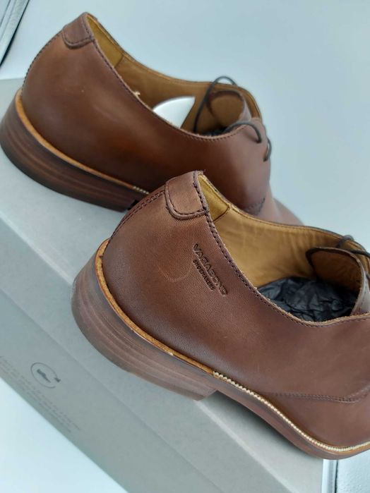 Nowe pantofle skórzane brązowe vagabond parker rozmiar 41