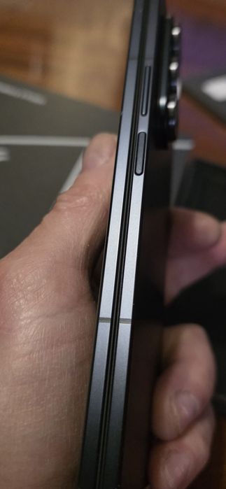 Продам Samsung Galaxy Fold 7,