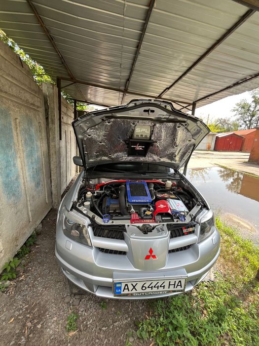 Митсубиси аутлендр турбо