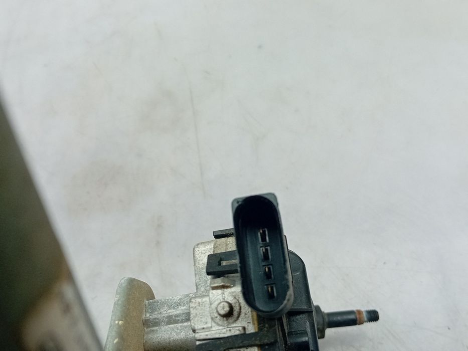 Motor limpa vidros frente PEUGEOT 208