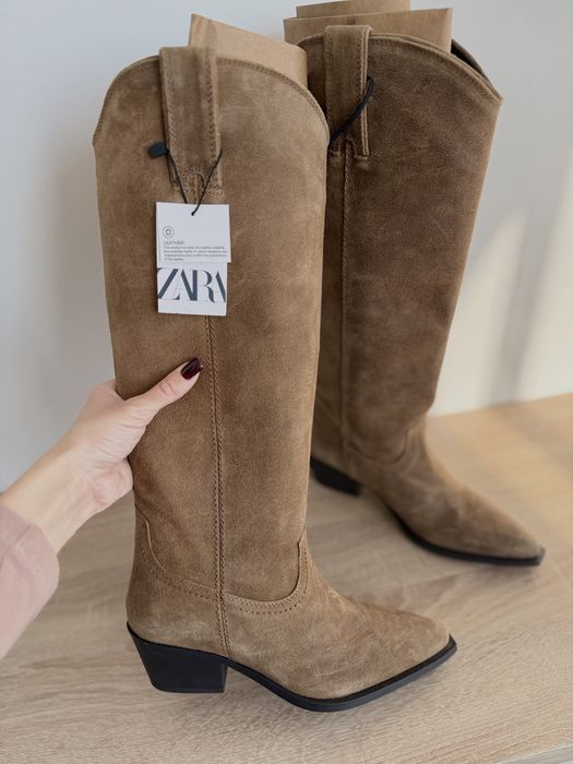 Козаки Zara з натуральної замші