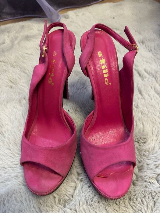 Босоніжки шкіряні рожеві