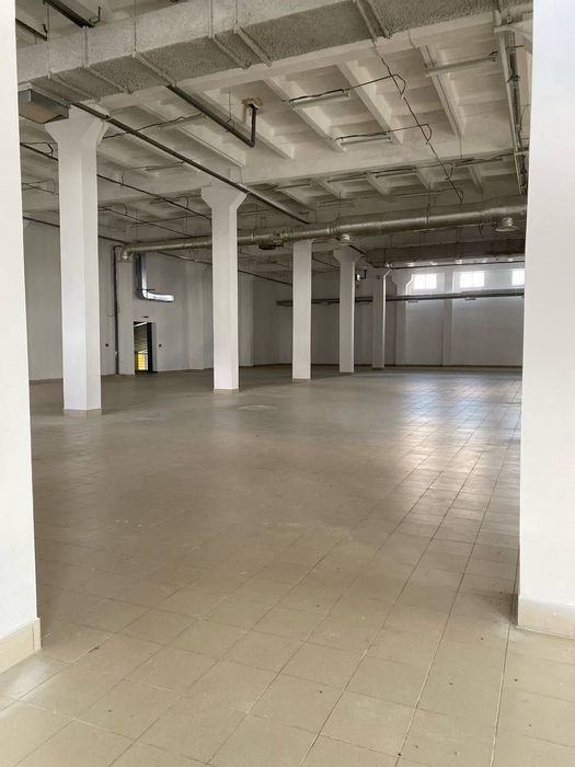 Оренда складу  площею 1700 м² у Тернополі Північний р-н