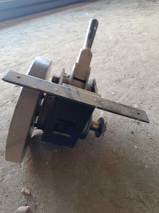 дровокол рейковий, колун