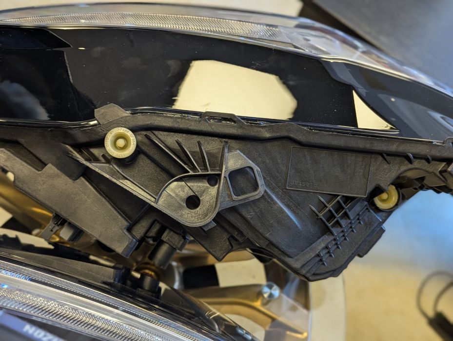 Фара для Polestar 2 права ліва полістар фари полестар