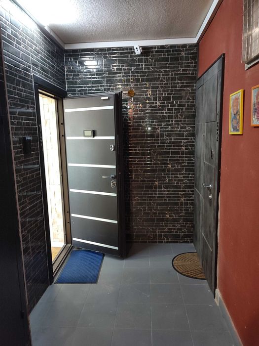 Продаж 3 к квартири з меблями вул. Київський шлях 95