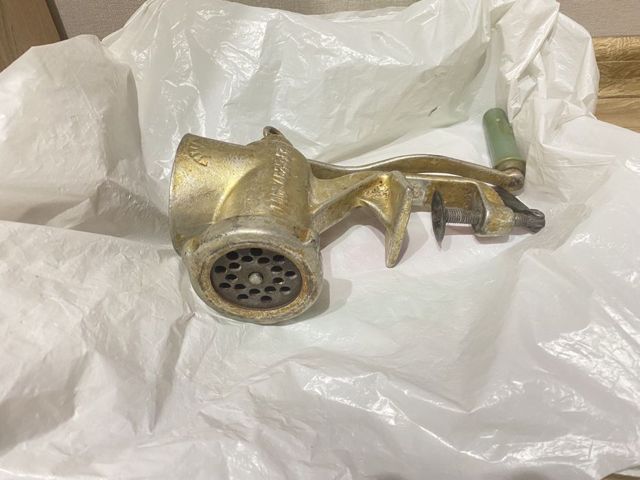 Продам мʼясорубку