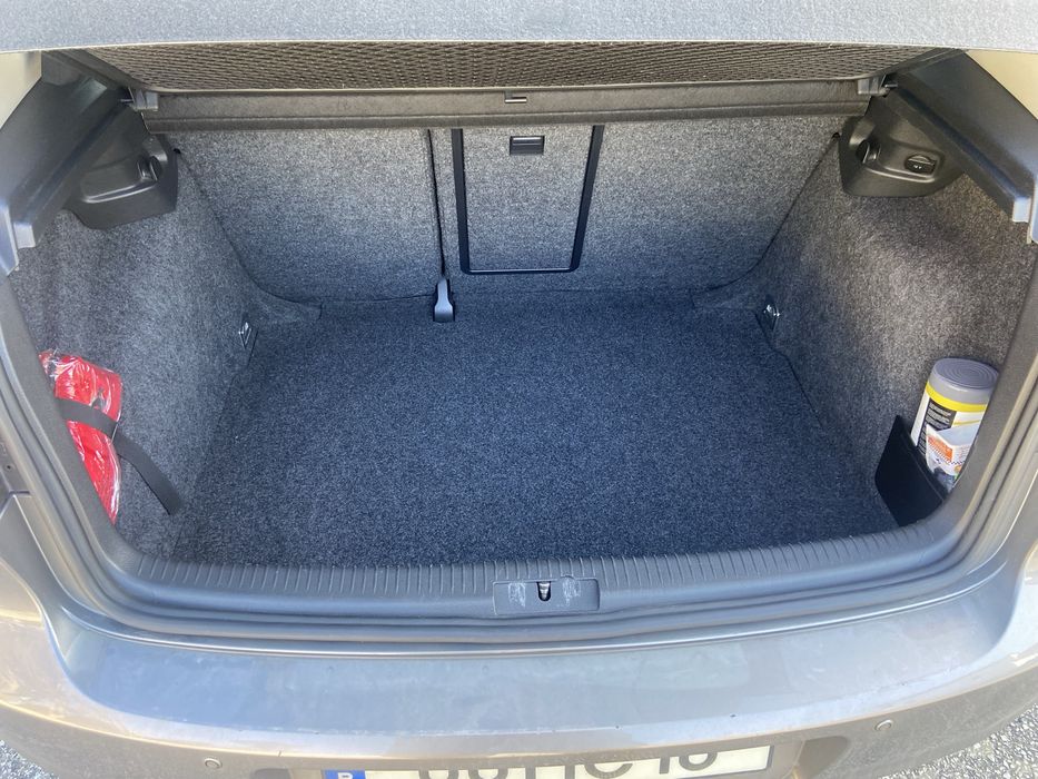Volkswagen Golf VI 2.0 TDI (2008) – Nacional