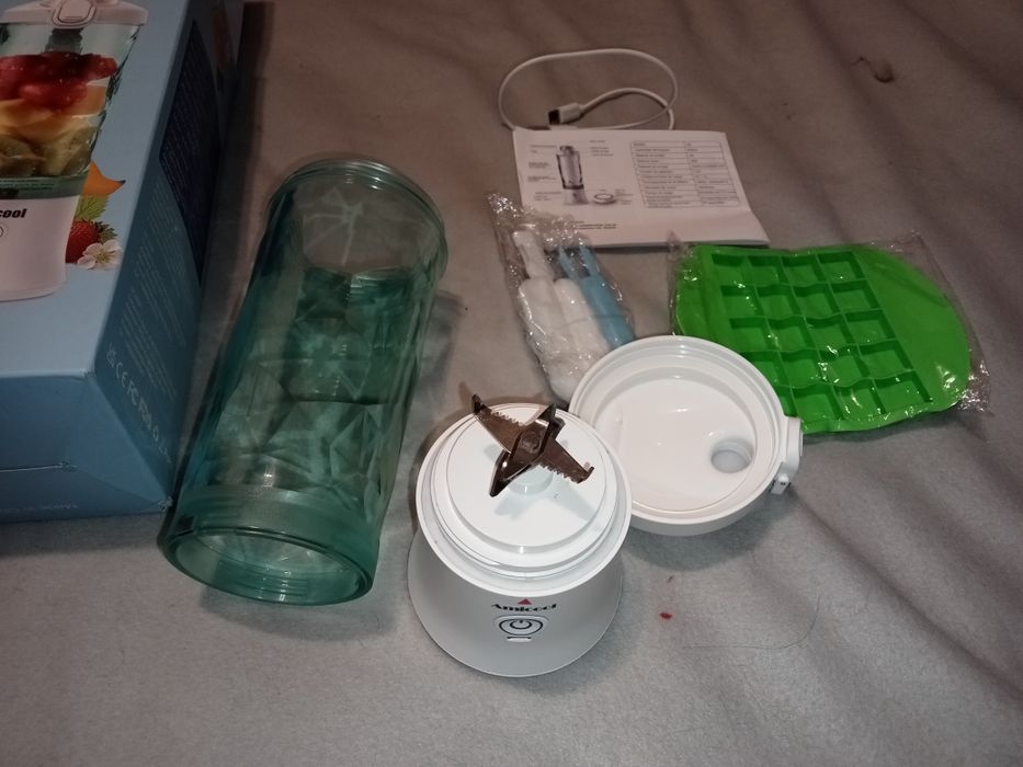 Портативний акумуляторний блендер Amicool A9 з підсвіткою