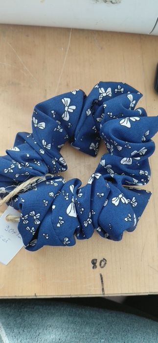 Scrunchy z wiskozy