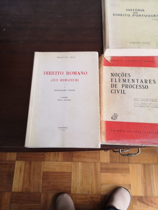 Livros código civil dicionário lei de trabalho etc