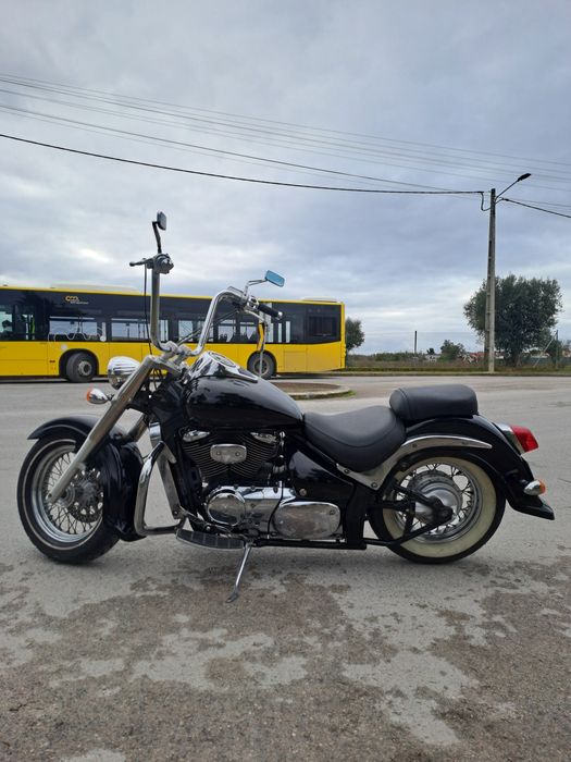 Suzuki VL800 Intruder