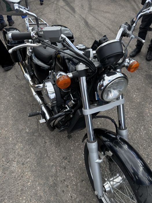 Honda VT400s (shadow)