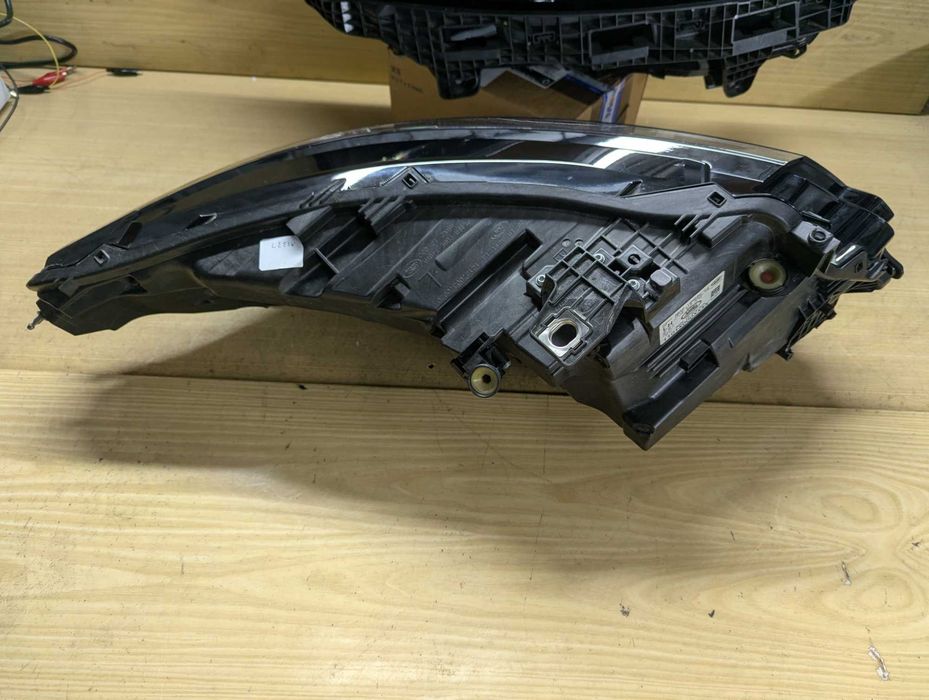 Фара Land Rover RANGE ROVER Sport LED