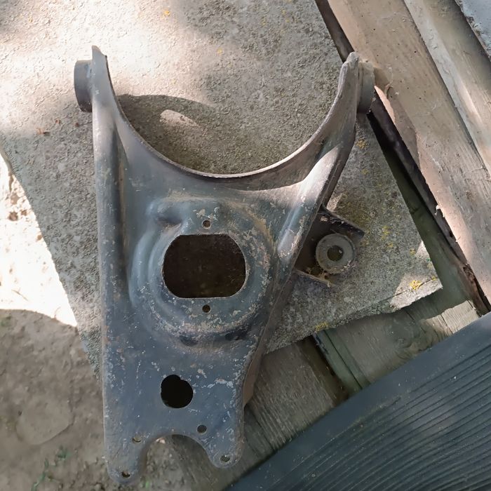 Автозапчастини...