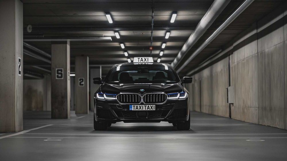 Wynajem Auta VIP Taxi - Praca Uber Bolt