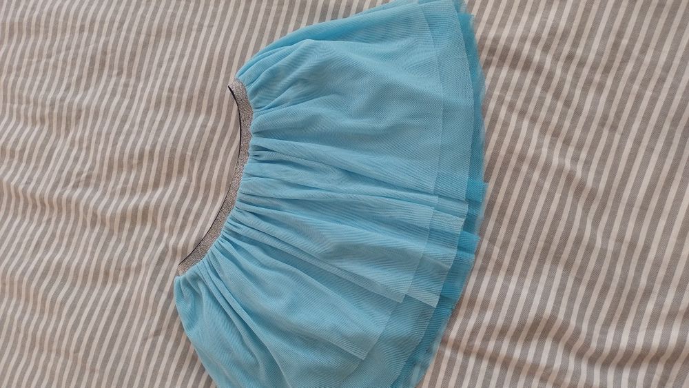 Tiulowa z podszewką spódnica niebieska 51015