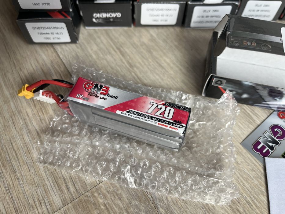 GNB Gaoneng 4s 720mah 100c LiHV xt30 - bateria FPV