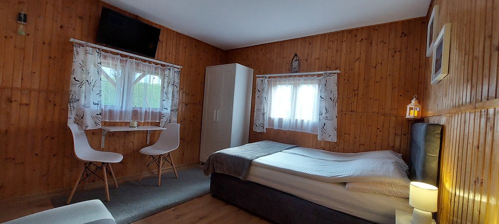 Drewniany domek letniskowy