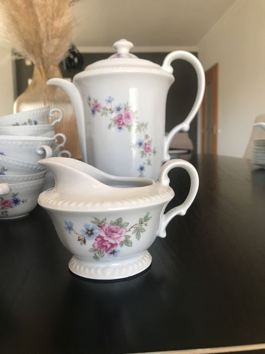 Tea Set425381809881753603