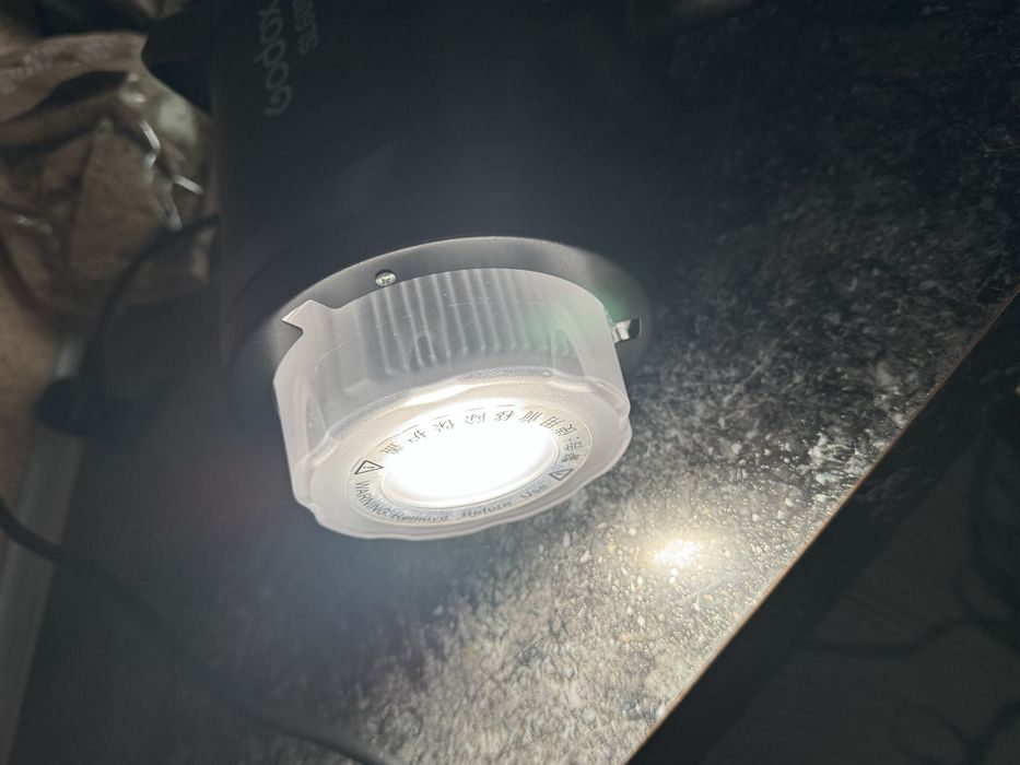 LED прожектор Godox SL60IID відеосвітло