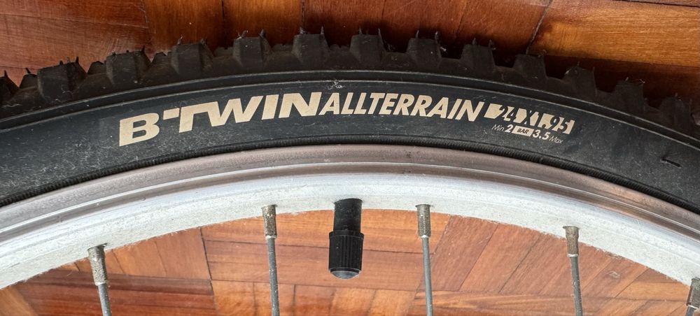 Bicicleta RockRider ST 100 branca