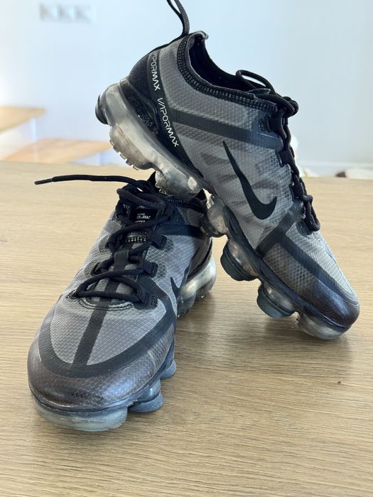 Кросівки Nike 37,5