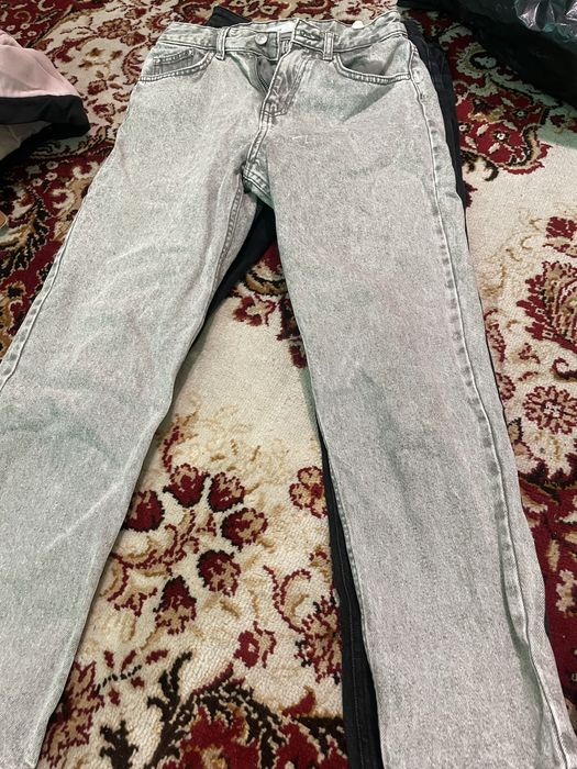 Продам одяг розгружаю шафу С-М розмір штани, футболки, кофти