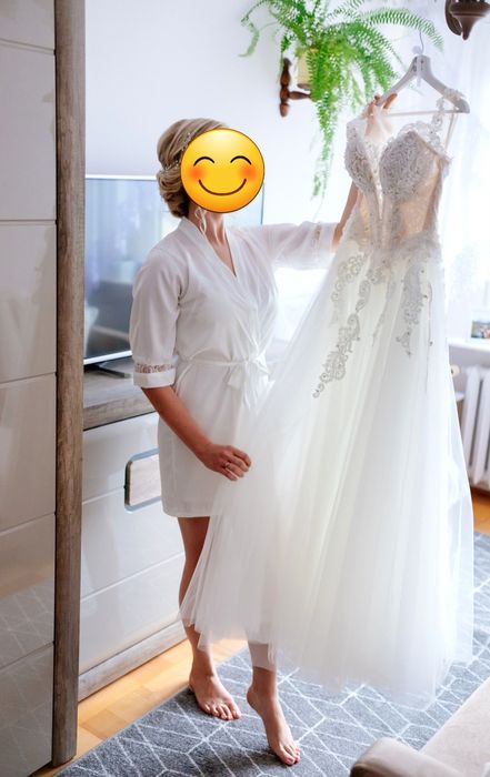 Suknia ślubna 36-38 ivory