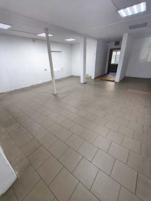 Продам комерційну нерухомість з орендарями або під Ваш бізнес у центрі