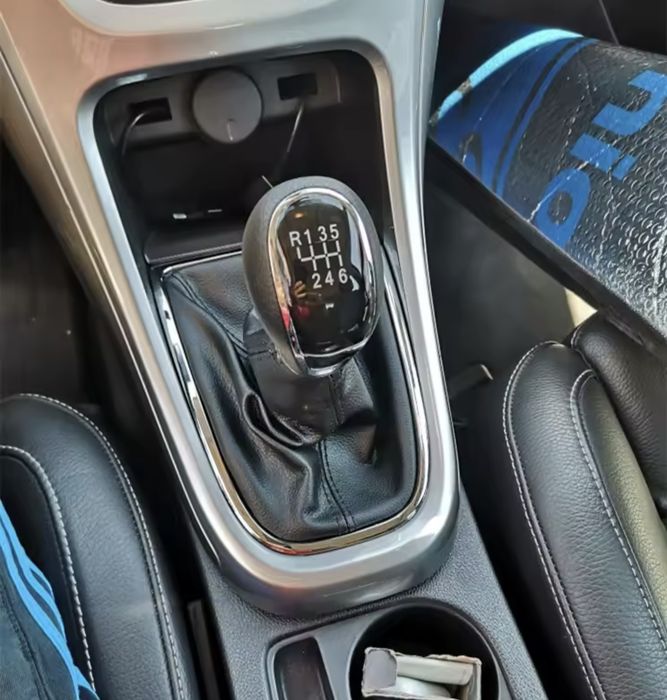 Чохол ручки КПП opel astra j