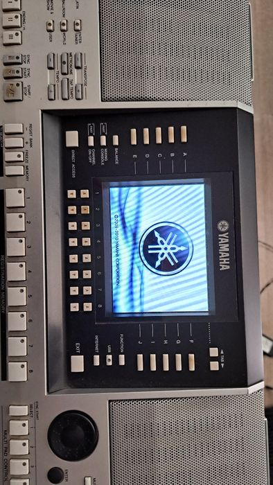 Teclado yamaha PSR 910