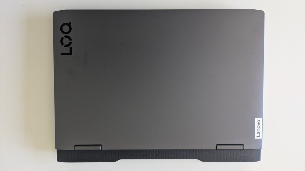 Portátil gaming Lenovo loq 15irh8