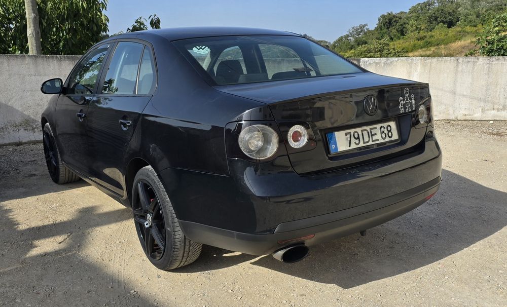 Volkswagen Jetta — fotografia 6