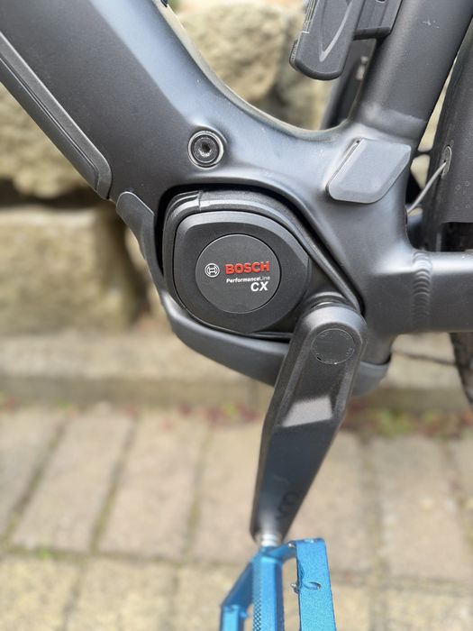 Rower elektryczny Cube Reaction Hybrid Pro 800