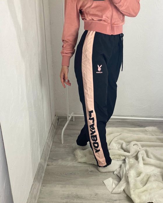 Нейлонові штани Playboy